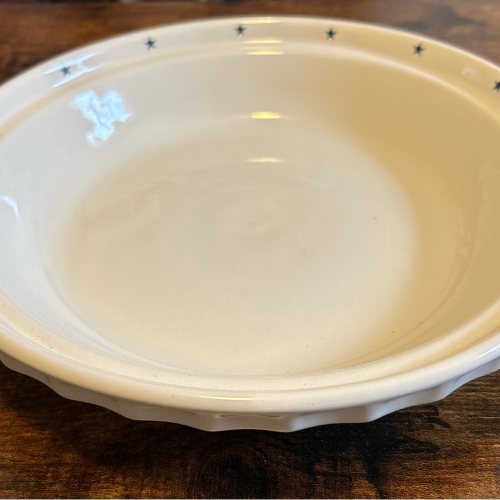 Longaberger All-American Blue and Cream Pie Plate🇺🇸Labor Day🇺🇸